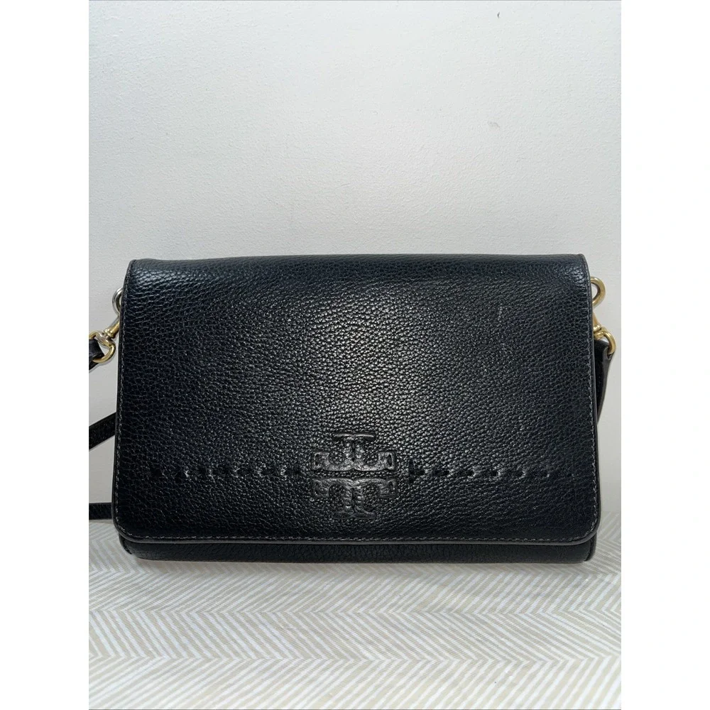 Tory Burch McGraw Flat Pebbled Leather Wallet‎ Crossbody Black Clutch Bag Gold